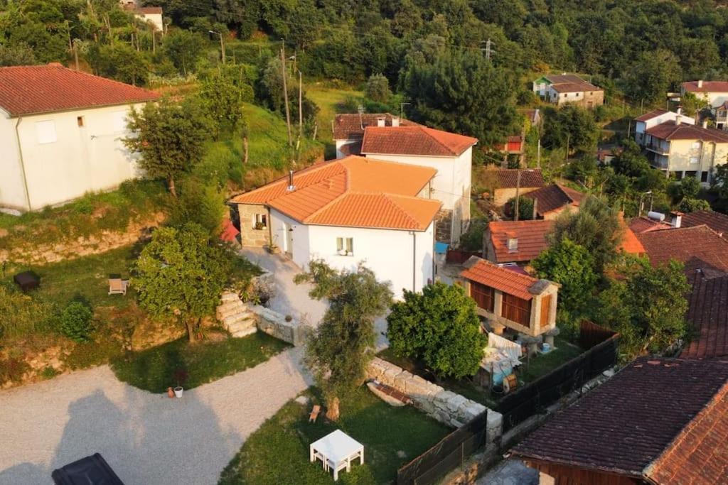 Bed and Breakfast A Casa Com 2 Pereiras à Terras de Bouro Extérieur photo